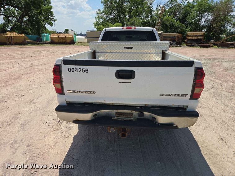 image for item DP8955 2005 Chevrolet Sierra 1500 Ext. Cab pickup truck