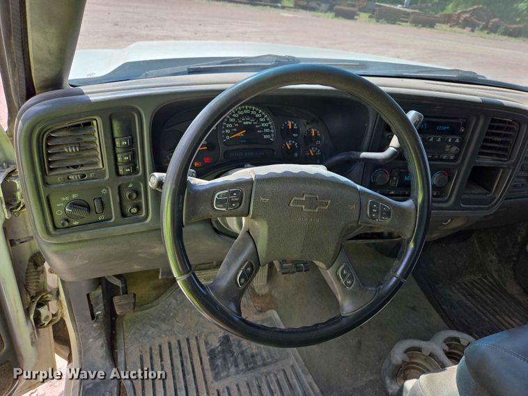 image for item DP8955 2005 Chevrolet Sierra 1500 Ext. Cab pickup truck