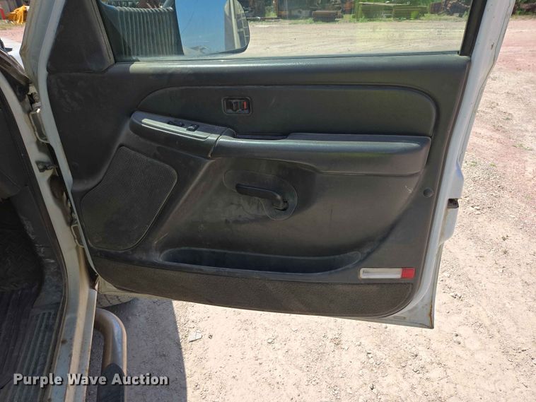 image for item DP8955 2005 Chevrolet Sierra 1500 Ext. Cab pickup truck