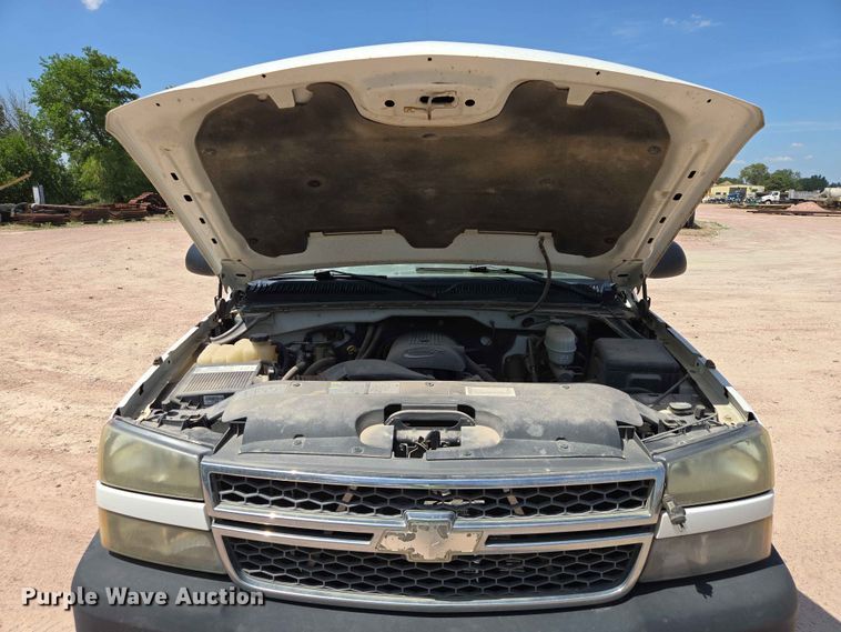 image for item DP8955 2005 Chevrolet Sierra 1500 Ext. Cab pickup truck