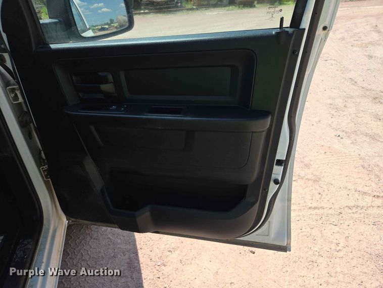 image for item DP8957 2017 RAM 1500 Ext. Cab pickup truck