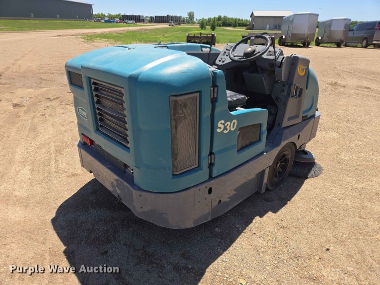 image for item DP8972 Tenant S30 sweeper