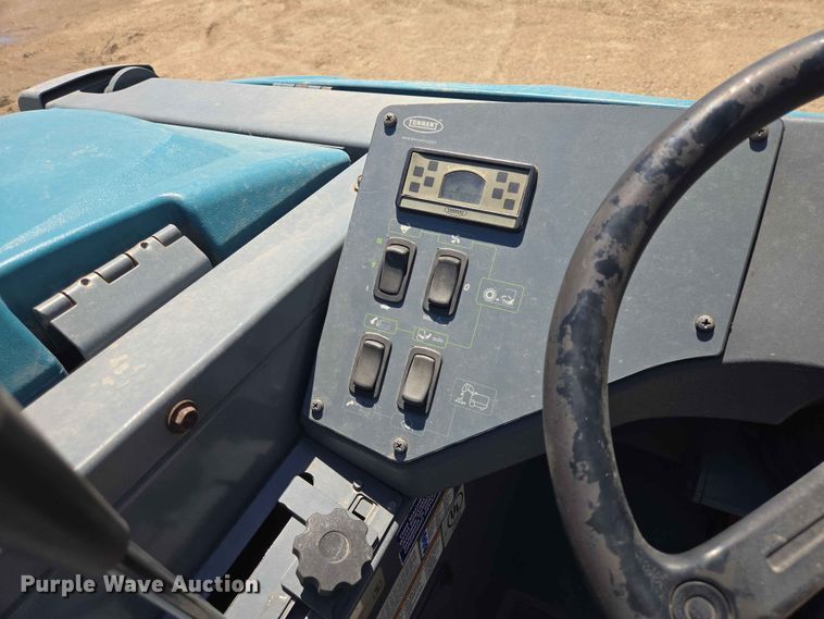 image for item DP8972 Tenant S30 sweeper
