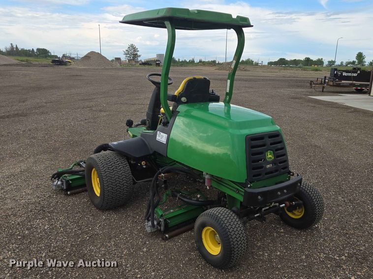 image for item DP8976 2013 John Deere 7500 PCFM reel mower
