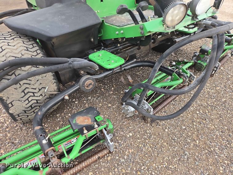 image for item DP8976 2013 John Deere 7500 PCFM reel mower