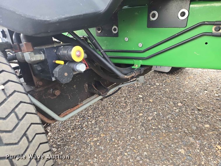 image for item DP8976 2013 John Deere 7500 PCFM reel mower