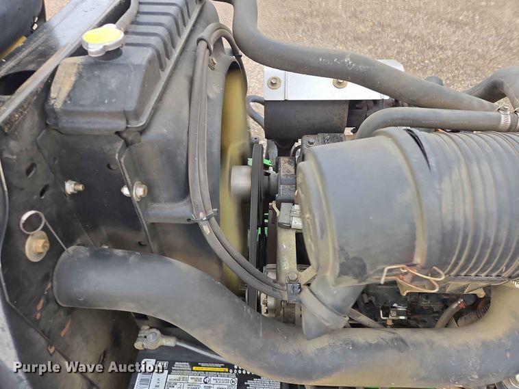 image for item DP8976 2013 John Deere 7500 PCFM reel mower