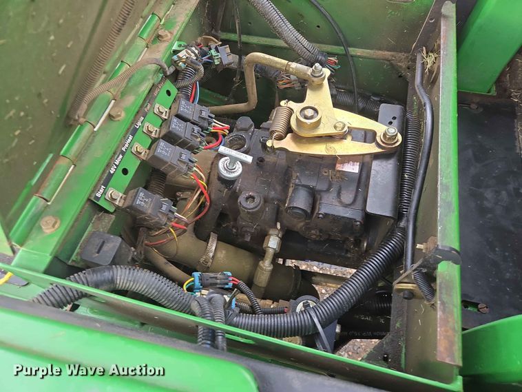 image for item DP8976 2013 John Deere 7500 PCFM reel mower