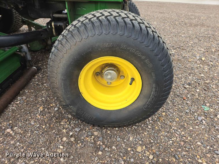 image for item DP8976 2013 John Deere 7500 PCFM reel mower