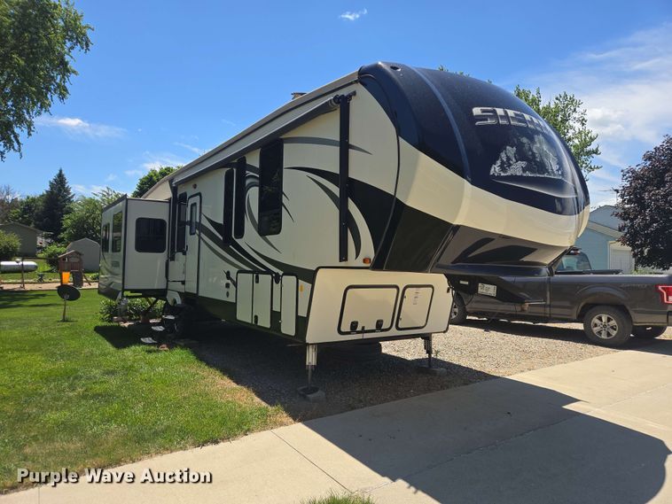 image for item DP8980 2017 Forest River Sierra camper