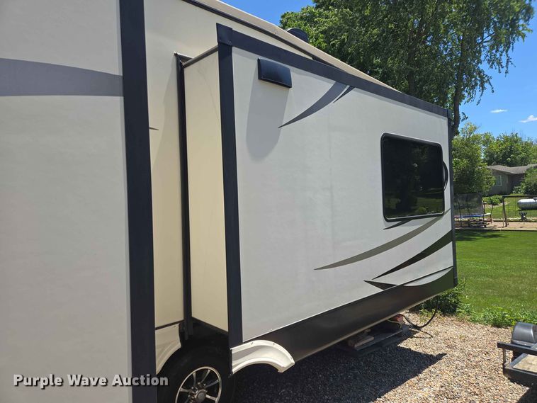 image for item DP8980 2017 Forest River Sierra camper
