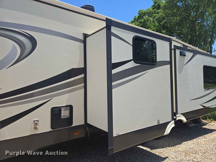 image for item DP8980 2017 Forest River Sierra camper