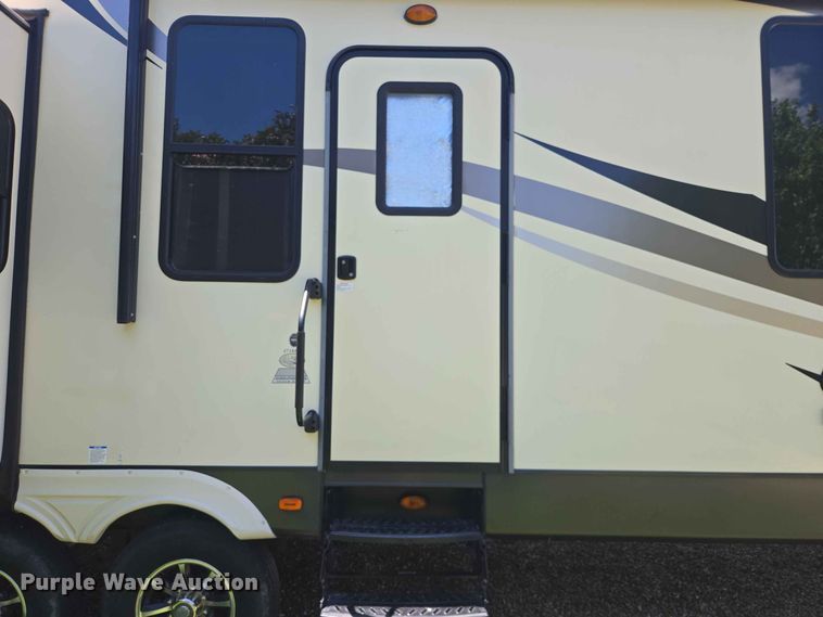 image for item DP8980 2017 Forest River Sierra camper