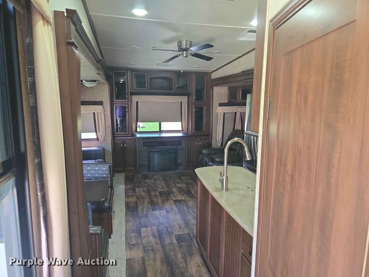 image for item DP8980 2017 Forest River Sierra camper