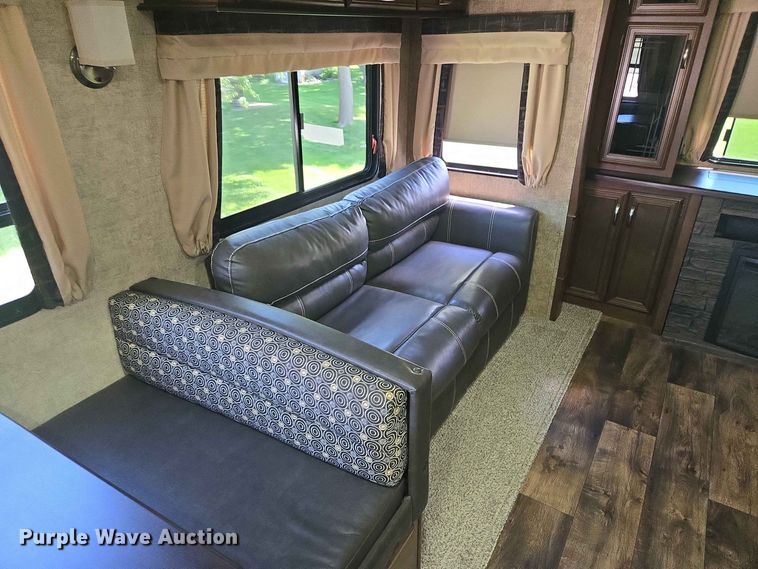 image for item DP8980 2017 Forest River Sierra camper