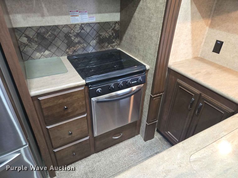 image for item DP8980 2017 Forest River Sierra camper