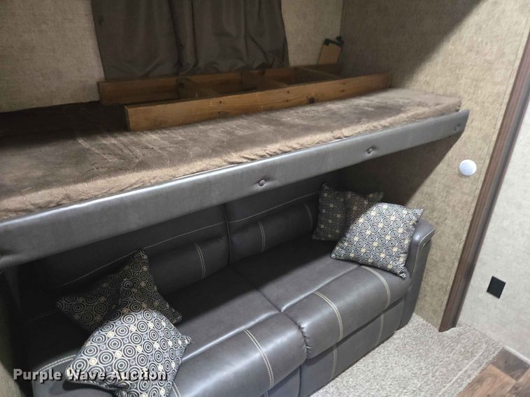 image for item DP8980 2017 Forest River Sierra camper