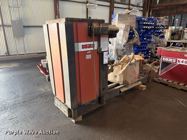 image for item DQ7772 Wheel and tire machines