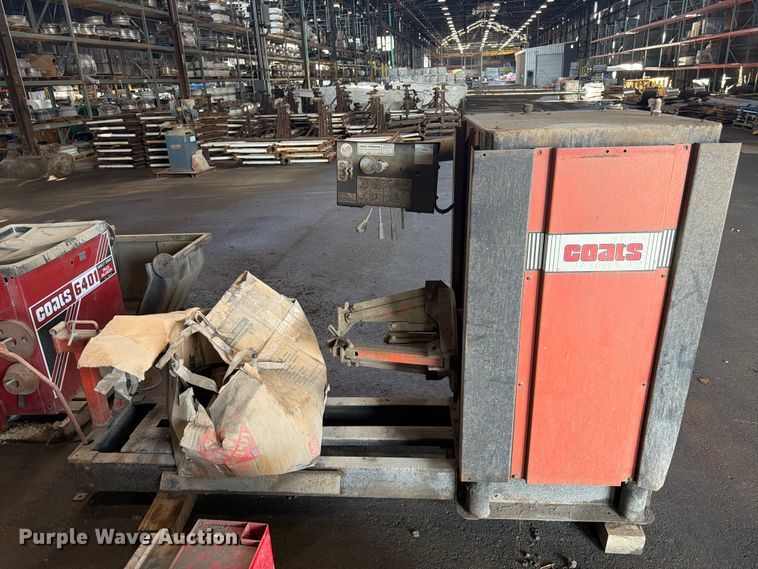 image for item DQ7772 Wheel and tire machines