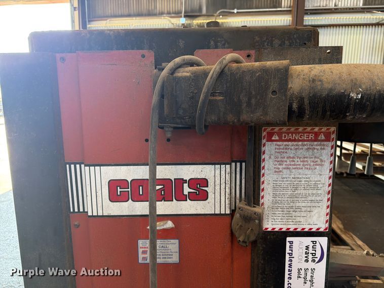 image for item DQ7772 Wheel and tire machines
