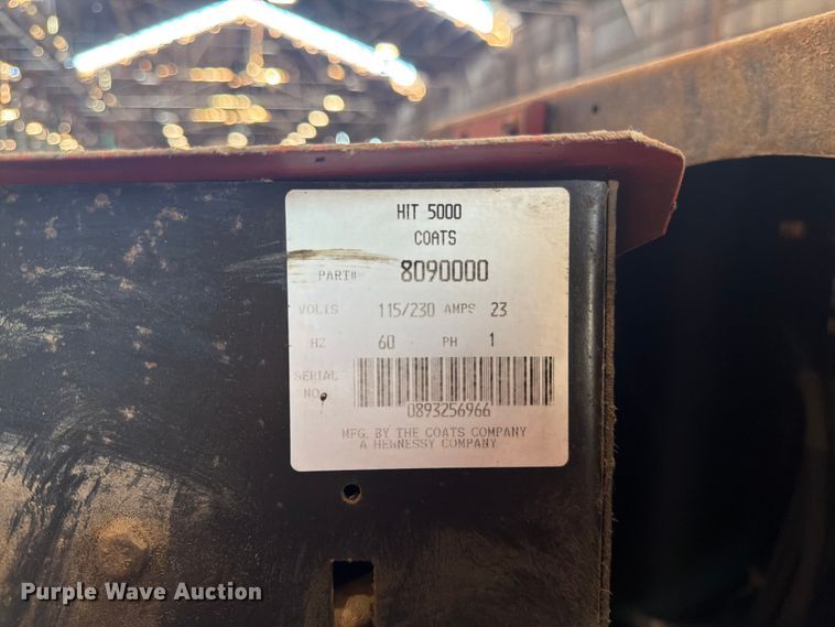 image for item DQ7772 Wheel and tire machines
