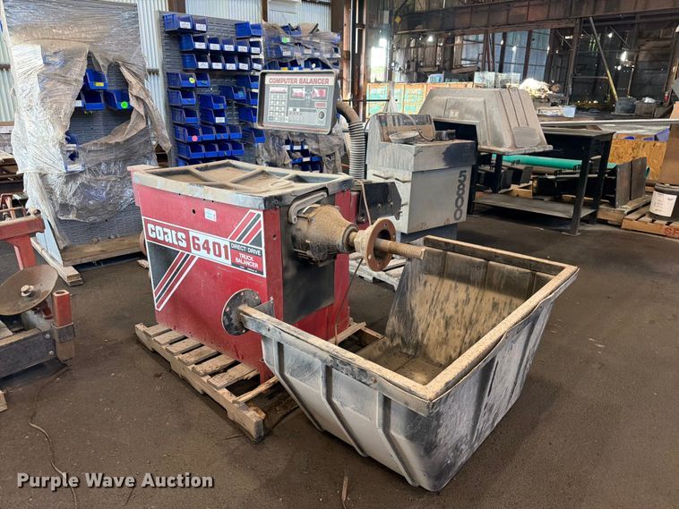 image for item DQ7772 Wheel and tire machines