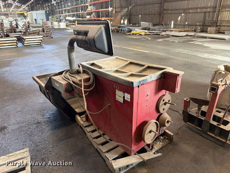 image for item DQ7772 Wheel and tire machines
