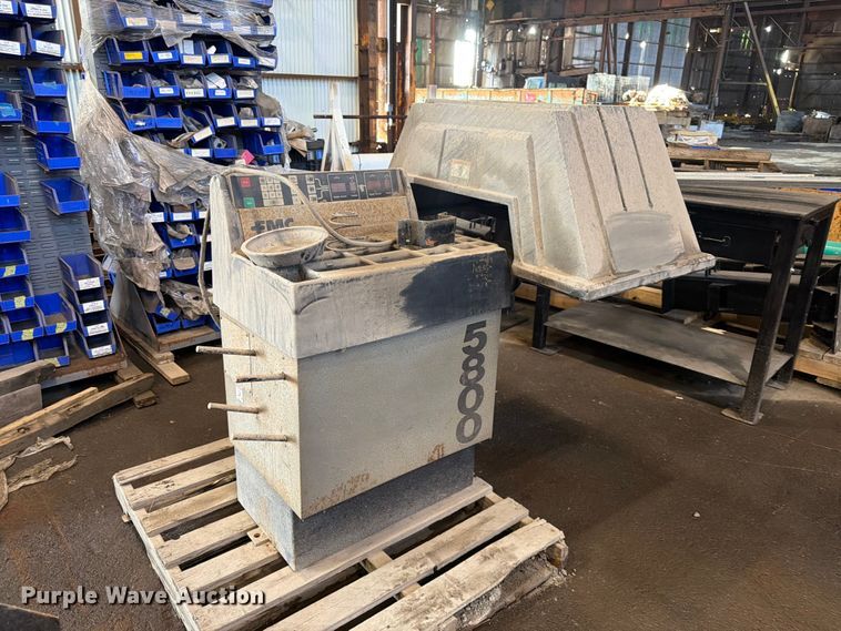 image for item DQ7772 Wheel and tire machines
