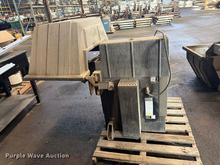 image for item DQ7772 Wheel and tire machines