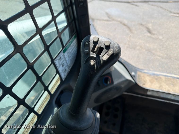 image for item DQ7846 2021 Bobcat T870 tracked skid steer loader