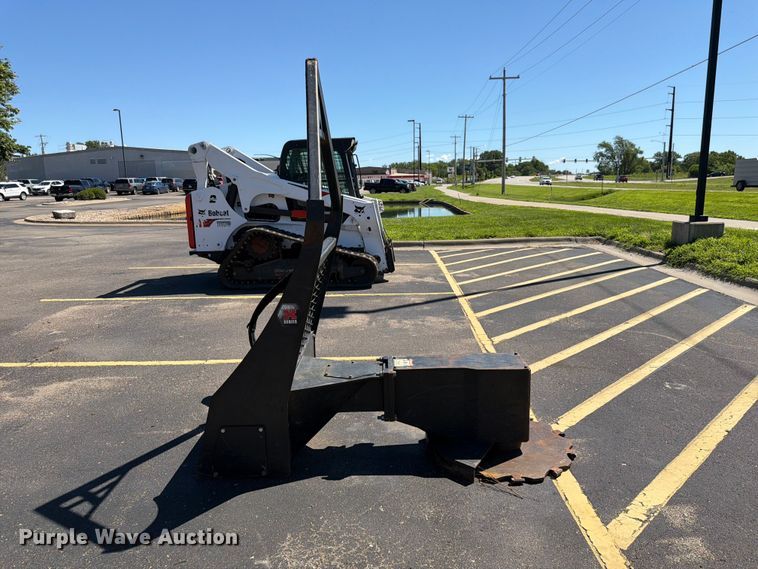 image for item DQ7847 Vail Products XTS23020-F-GS skid steer tree saw