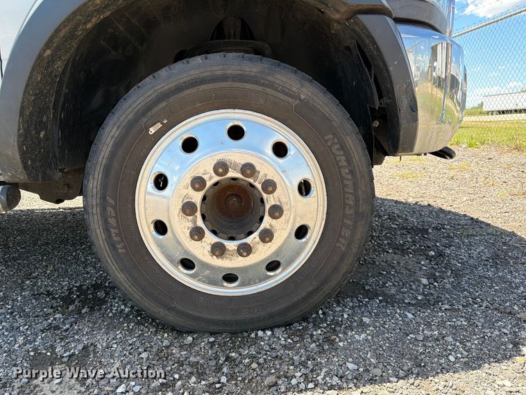 image for item DQ7850 2017 RAM 5500 utility / service truck