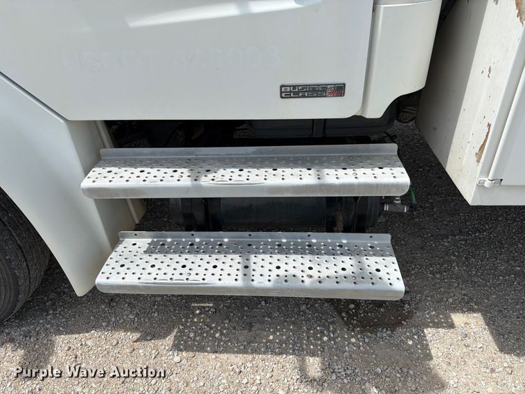 image for item DQ7851 2005 Freightliner Business Class M2 utility / service truck