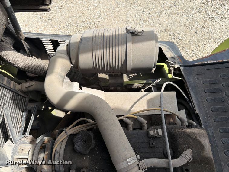 image for item DQ7854 Clark C25L forklift