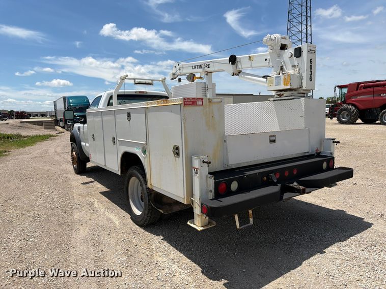 image for item DQ7855 2009 Ford F550 utility / service truck