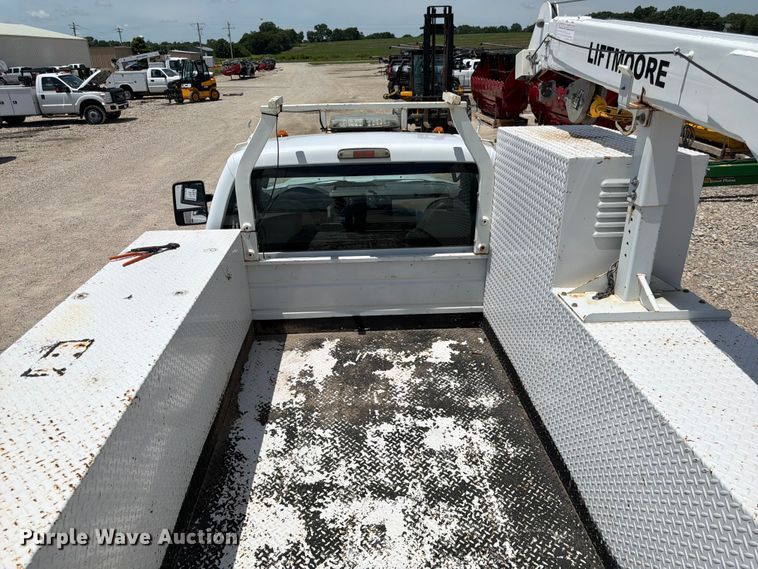 image for item DQ7855 2009 Ford F550 utility / service truck