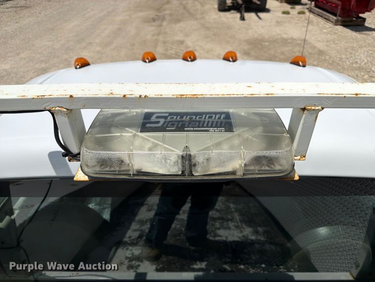 image for item DQ7855 2009 Ford F550 utility / service truck