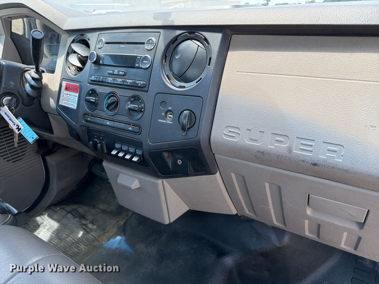 image for item DQ7855 2009 Ford F550 utility / service truck