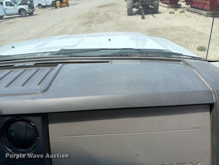 image for item DQ7855 2009 Ford F550 utility / service truck