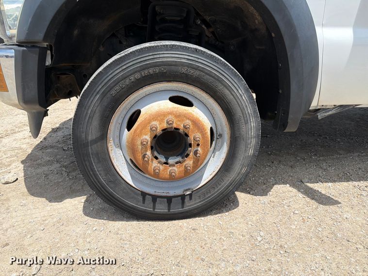 image for item DQ7855 2009 Ford F550 utility / service truck