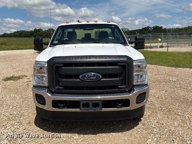 image for item DQ7857 2013 Ford F350 Super Duty utility bed pickup truck