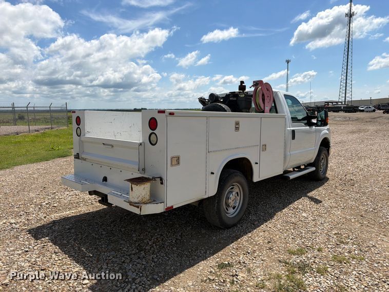 image for item DQ7857 2013 Ford F350 Super Duty utility bed pickup truck