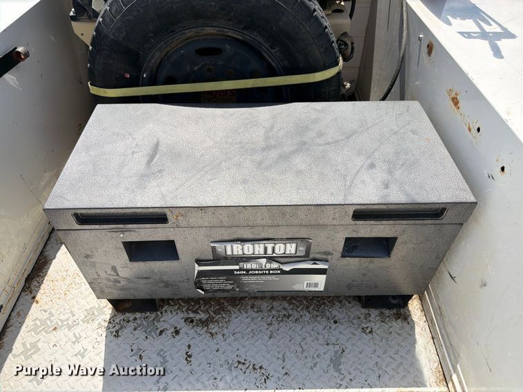 image for item DQ7857 2013 Ford F350 Super Duty utility bed pickup truck