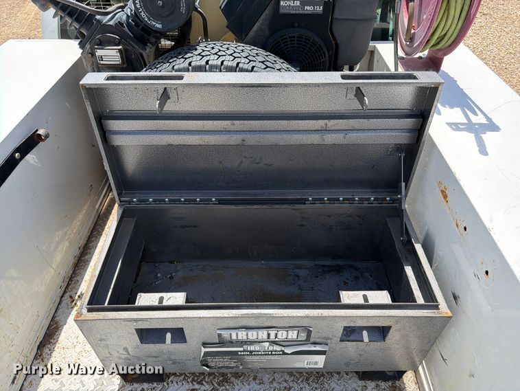 image for item DQ7857 2013 Ford F350 Super Duty utility bed pickup truck
