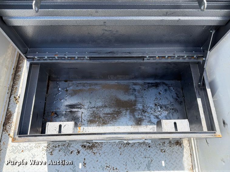 image for item DQ7857 2013 Ford F350 Super Duty utility bed pickup truck