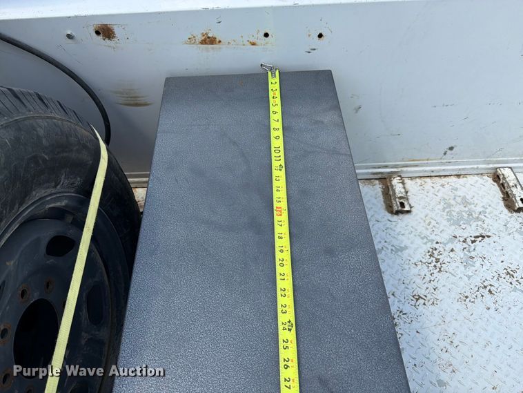 image for item DQ7857 2013 Ford F350 Super Duty utility bed pickup truck