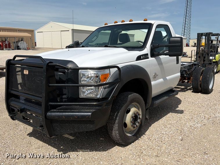 image for item DQ7858 2014 Ford F550 truck cab and chassis