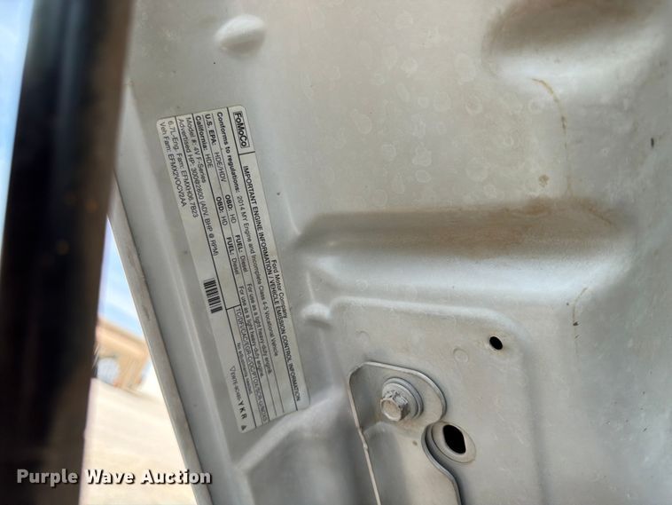 image for item DQ7858 2014 Ford F550 truck cab and chassis
