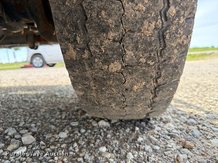 image for item DQ7858 2014 Ford F550 truck cab and chassis
