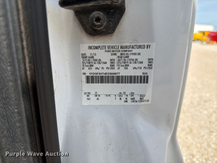 image for item DQ7858 2014 Ford F550 truck cab and chassis